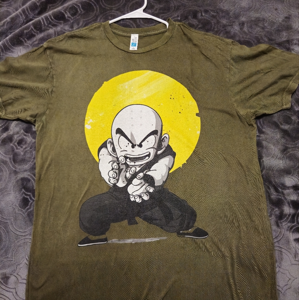 DBZ GRAPHIC TEE SIZE LARGE